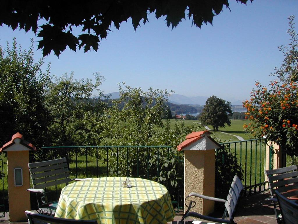Ferienhotel Herzog Neumarkt am Wallersee Luaran gambar