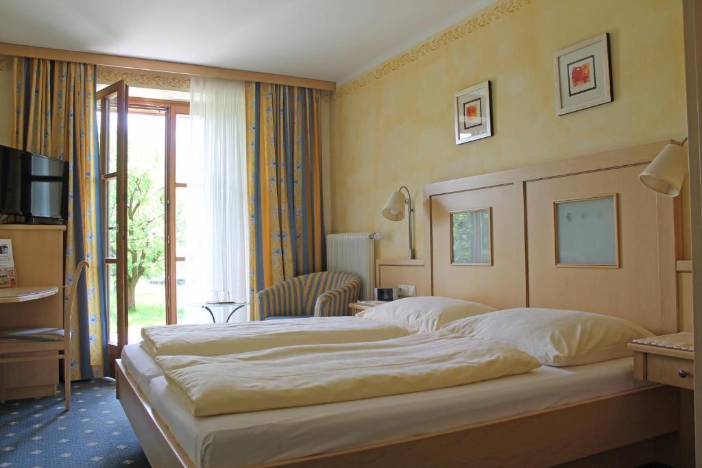 Ferienhotel Herzog Neumarkt am Wallersee Bilik gambar