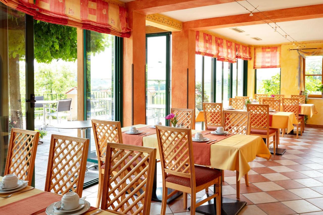 Ferienhotel Herzog Neumarkt am Wallersee Luaran gambar